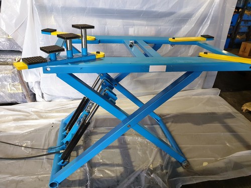 Scissor lift car - lift,