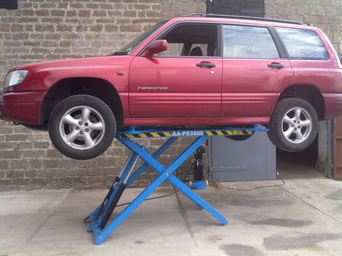 Car lift mobile scissor - lift,,