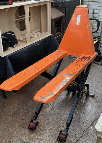 Warrior scissor lift pallet - lift,