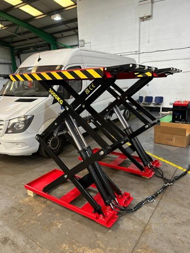 Showroom full rise car - ex,